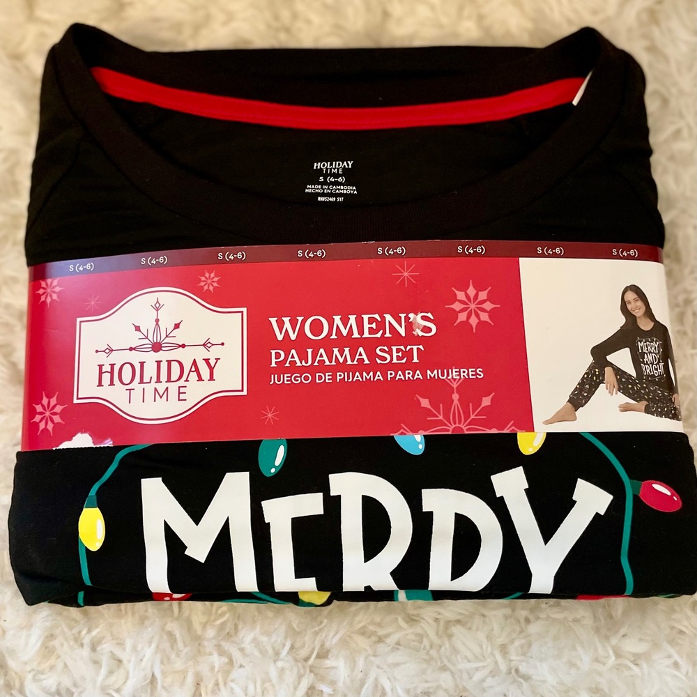 Holiday Time‎ Womens Pajama Set Black Merry and Bright Christmas Lights Size S